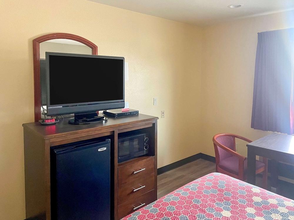 Econo Lodge Inn & Suites Corning Exterior foto